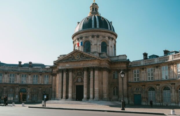 Figures for regularizations in Prefectures for undocumented foreigners in France