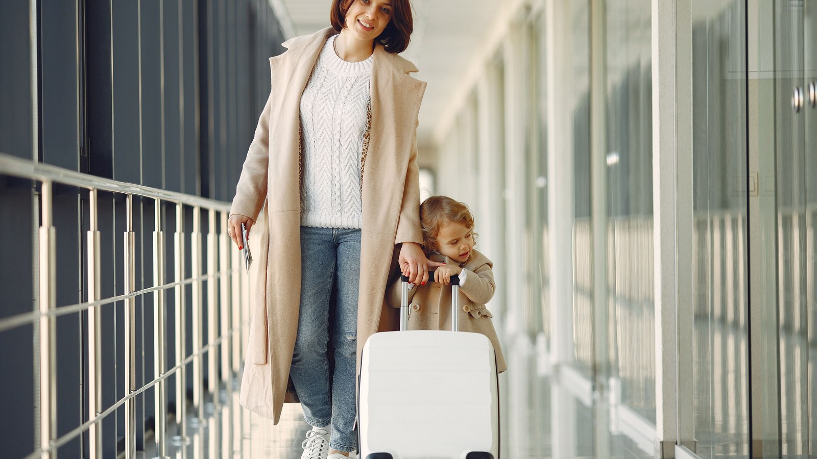 Travelling in and out of France with a foreign minor child: the DCEM explained